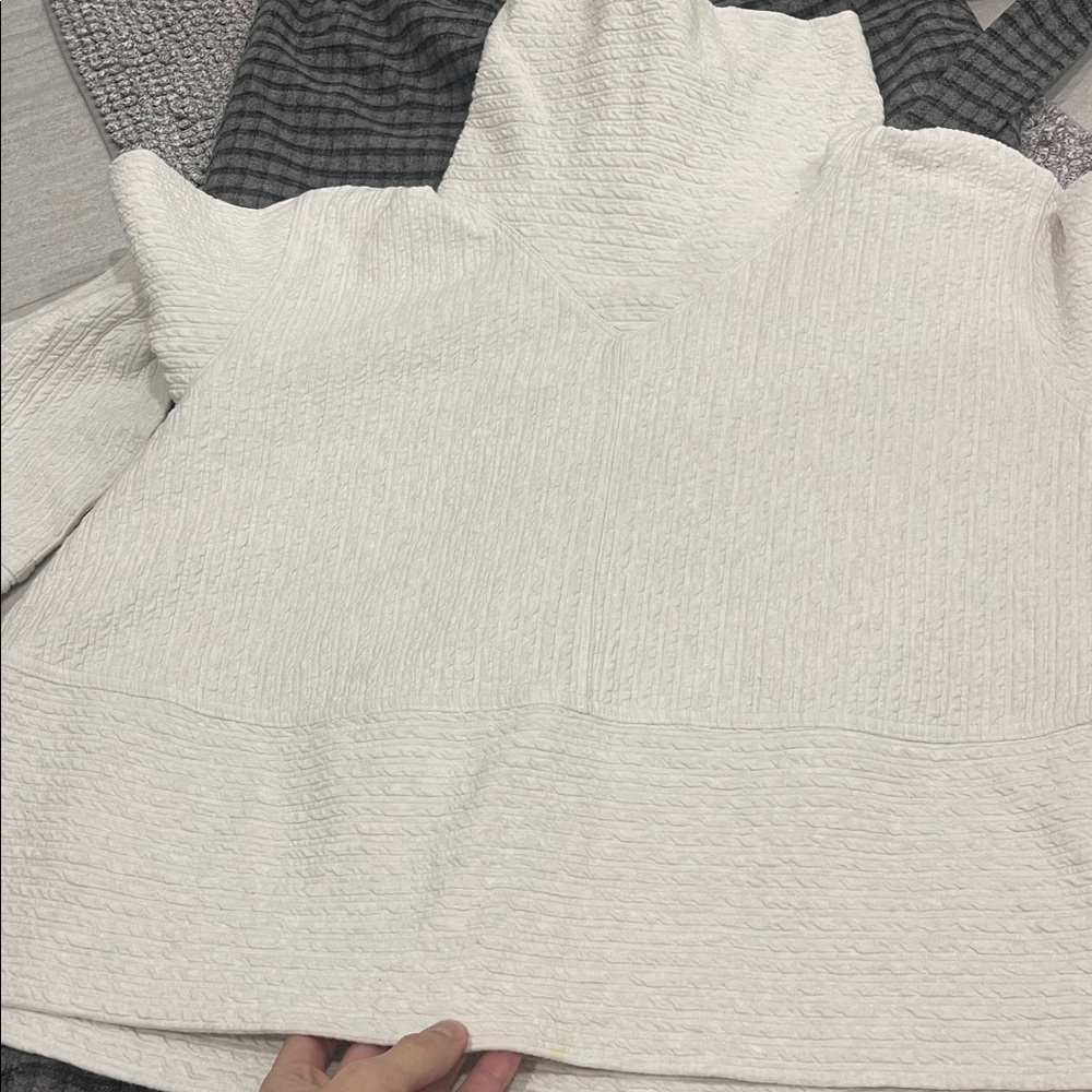 Lululemon retreat yourself pullover hoodie ivory white  21” Ptp - Picture 10 of 10